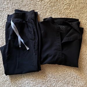 FIGS SCRUBS WOMENS BLACK